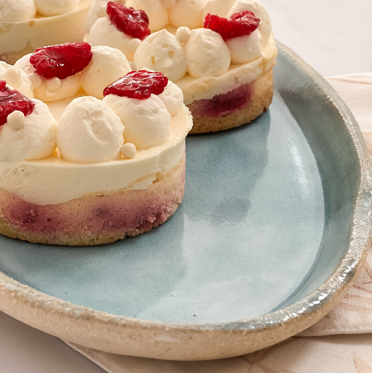 CERAMIC SERVING PLATE